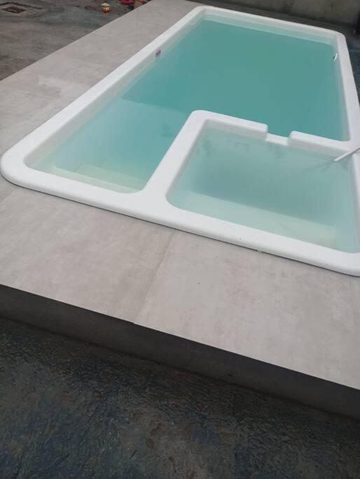 Casa Ampla Com 3 Quartos E Piscina Com Hidromassagem Holiday home *