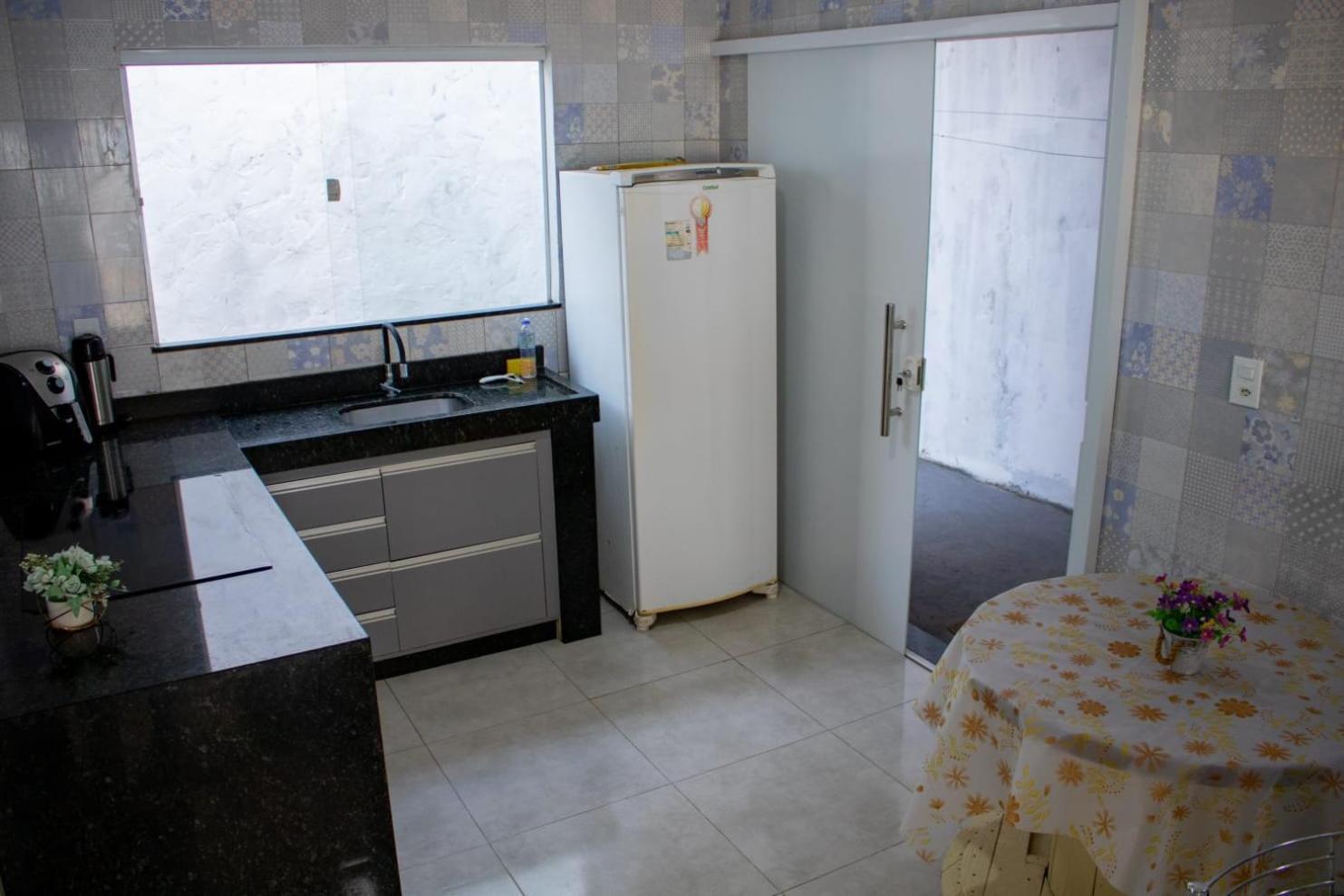 Holiday home Casa Ampla Com 3 Quartos E Piscina Com Hidromassagem *